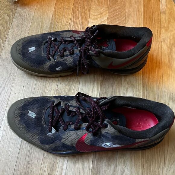 Kobe Nike camo sneakers - Picture 4 of 6